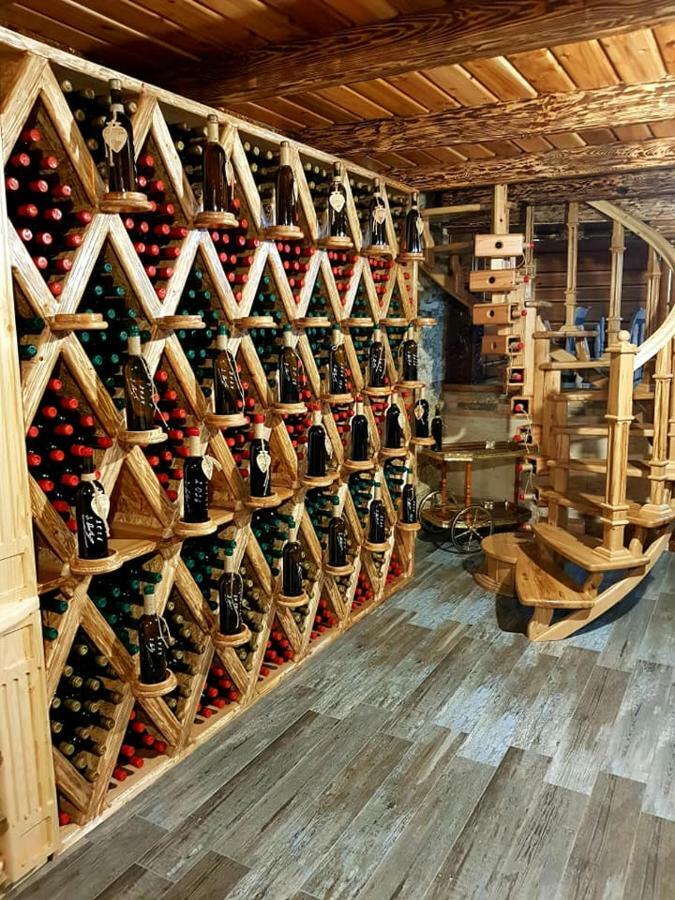 Hotel Guglux &Wine Cellar Телаві Екстер'єр фото